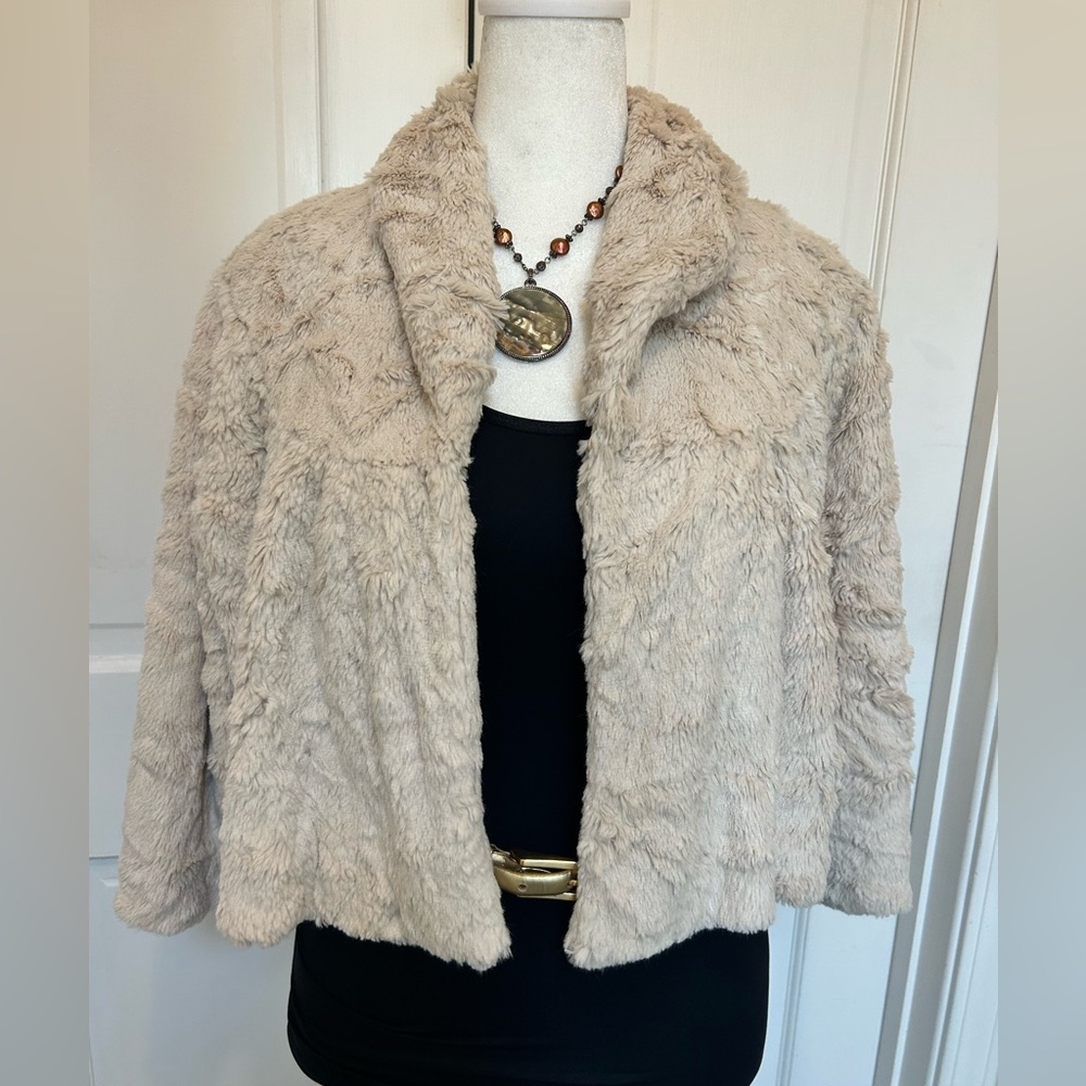 CAbi White Ivory Alpine Shrug